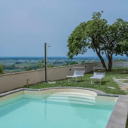 Front Lake, The Gargoyles Villa